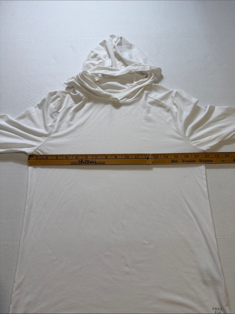 Women’s Free Fly Lightweight Bamboo Hoodie - Picture 4 of 7
